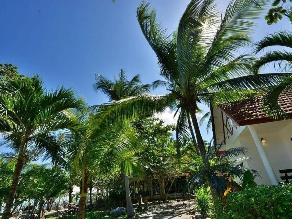Alongkot Beach Resort Khanom Alongkot Beach Resort Khanom