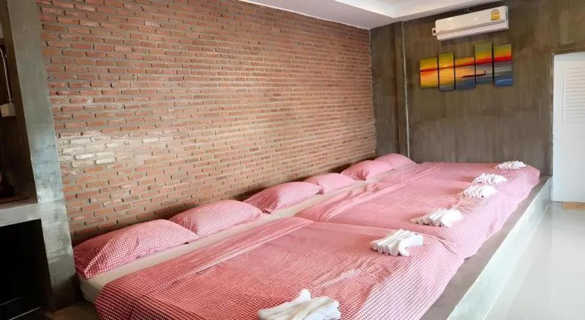 Bed in Rim Kaeng resort