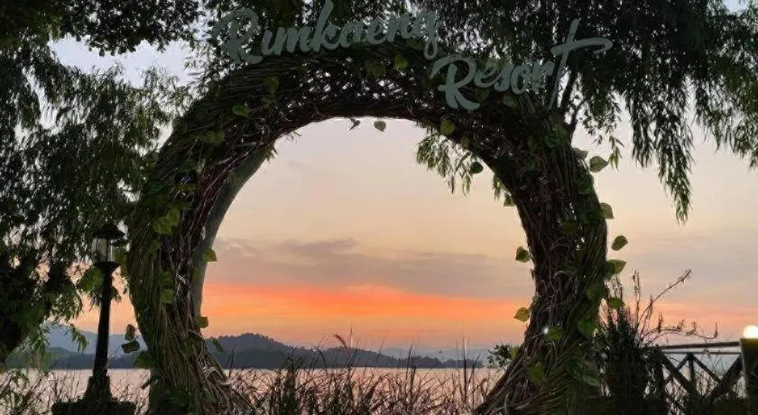 Rim Kaeng resort