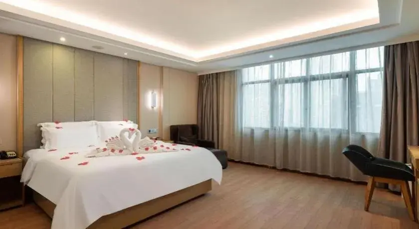 Bed in Lavande Hotels Guangzhou Fangcun Huadiwan Metro Station Bed in Lavande Hotels Guangzhou Fangcun Huadiwan Metro Station