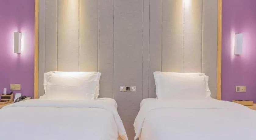 Bed in Lavande Hotels Guangzhou Fangcun Huadiwan Metro Station