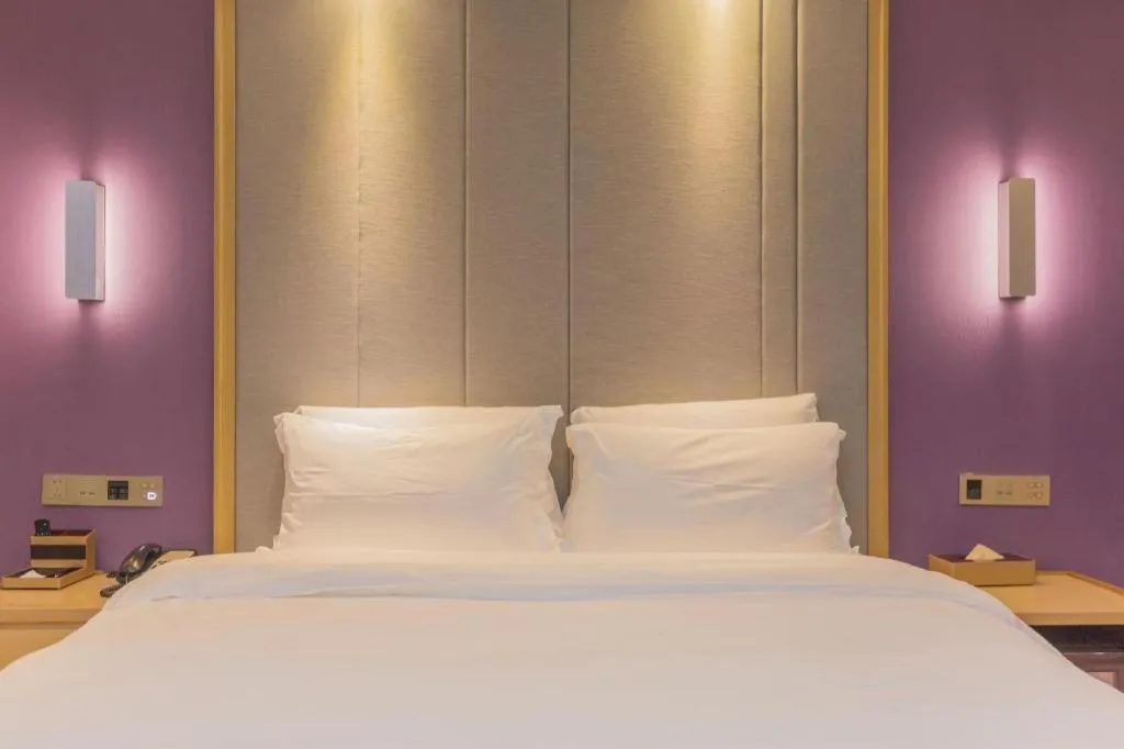 Bed in Lavande Hotels Guangzhou Fangcun Huadiwan Metro Station