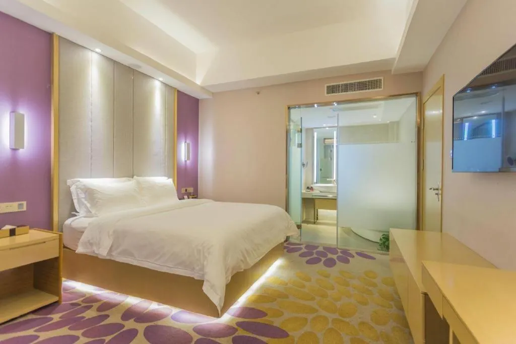 Bed in Lavande Hotels Guangzhou Fangcun Huadiwan Metro Station