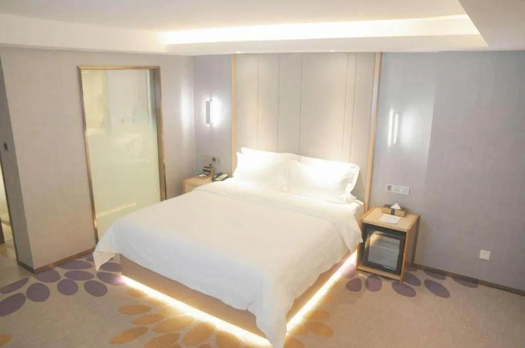Bed in Lavande Hotels Guangzhou Fangcun Huadiwan Metro Station