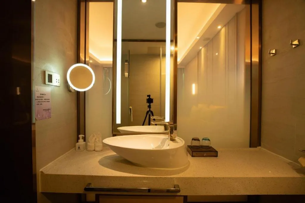 Lavande Hotels Guangzhou Fangcun Huadiwan Metro Station