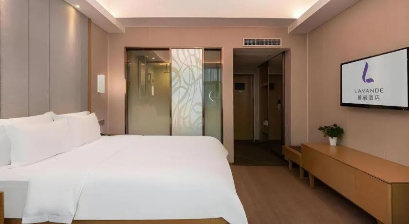 Bed in Lavande Hotels Guangzhou Fangcun Huadiwan Metro Station