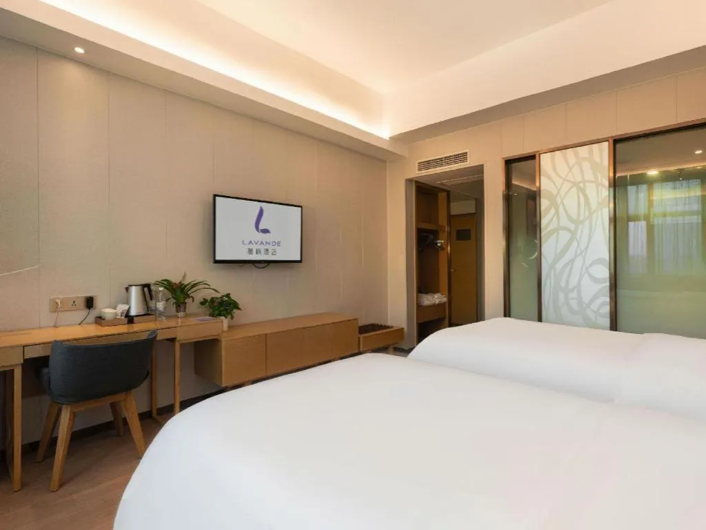 Bed in Lavande Hotels Guangzhou Fangcun Huadiwan Metro Station