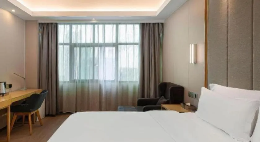 Bed in Lavande Hotels Guangzhou Fangcun Huadiwan Metro Station