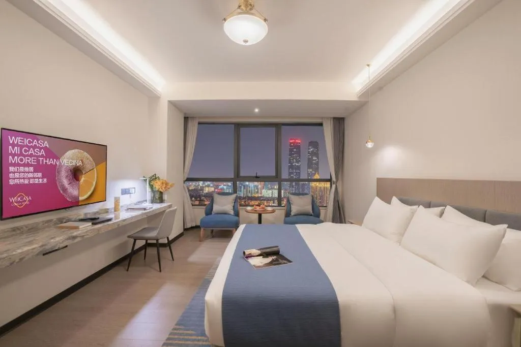 Bed in Kunming Guihua Hotel