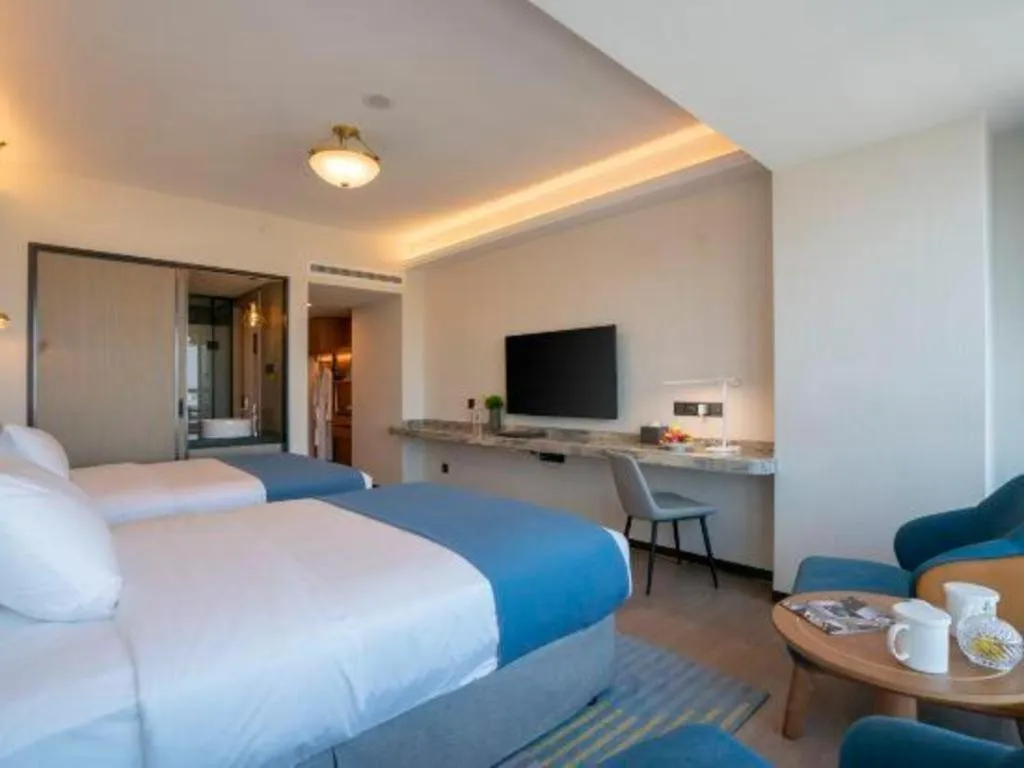 Bed in Kunming Guihua Hotel