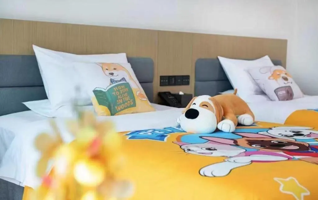 Bed in Kunming Guihua Hotel