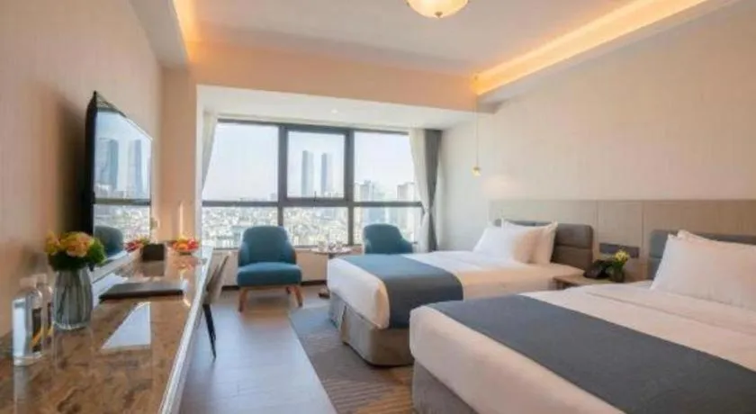 Bed in Kunming Guihua Hotel