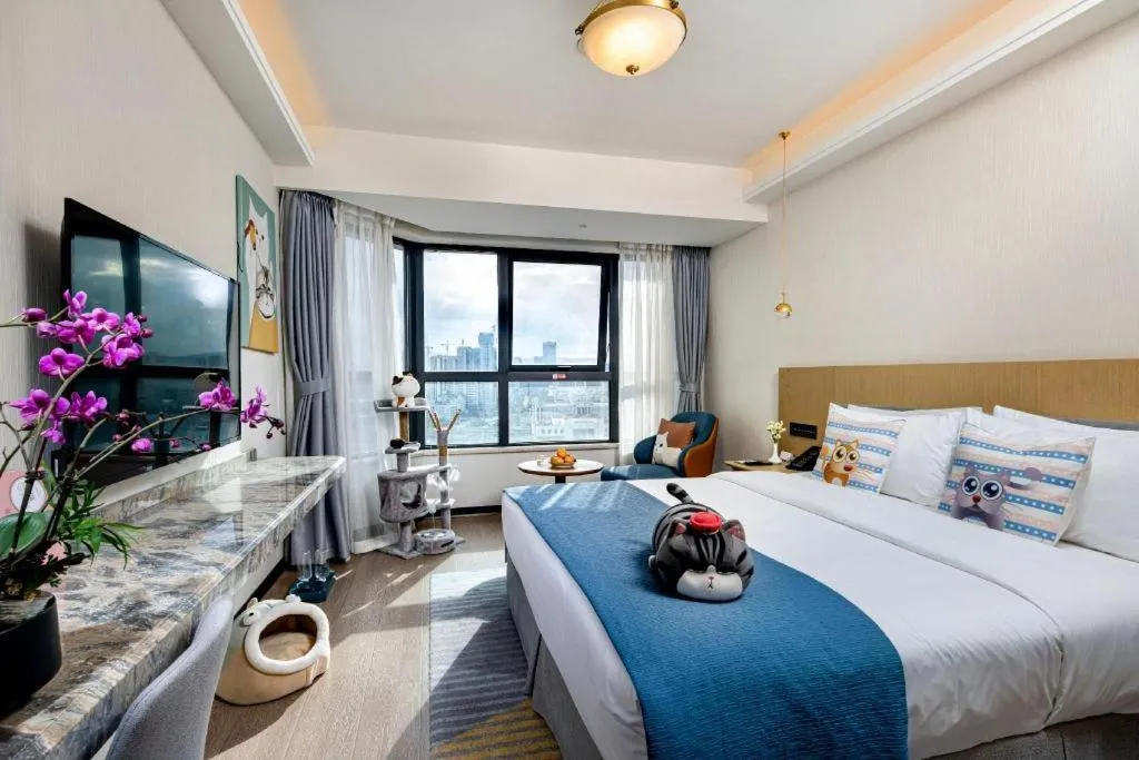 Bed in Kunming Guihua Hotel