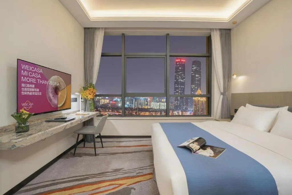 Bed in Kunming Guihua Hotel