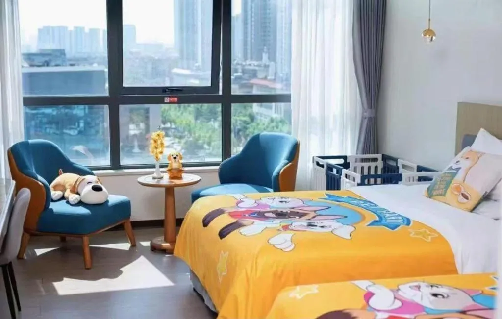 Bed in Kunming Guihua Hotel