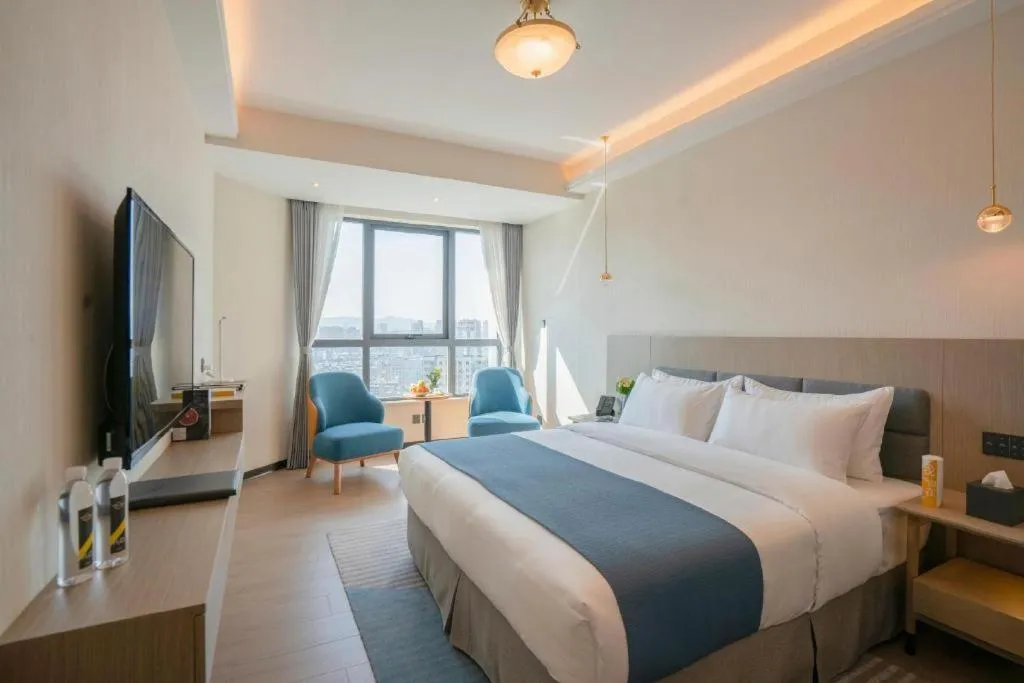 Bed in Kunming Guihua Hotel