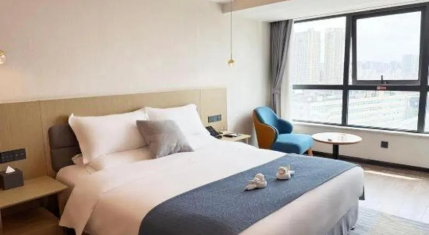 Bed in Kunming Guihua Hotel