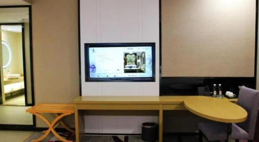 Lavande Hotels·Qingyuan Jinbiwan