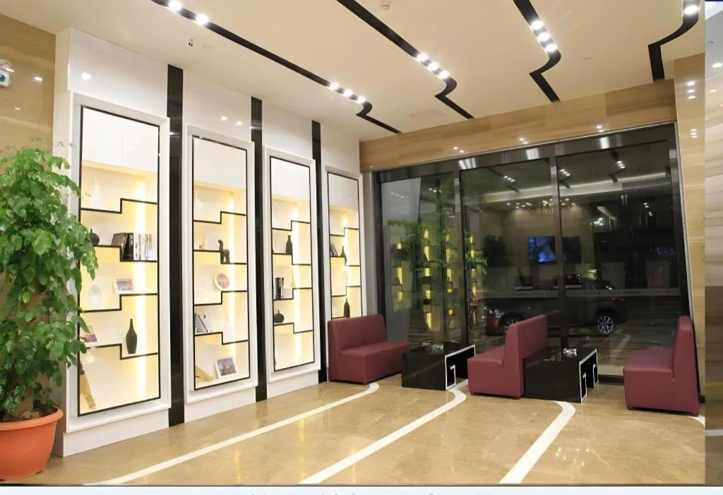 Lavande Hotels·Qingyuan Jinbiwan