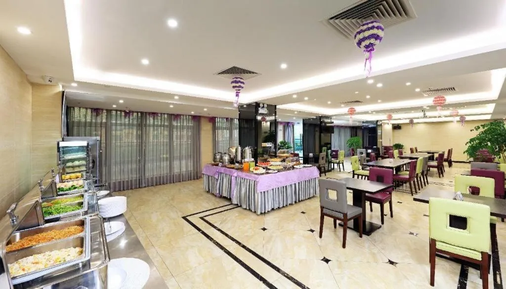 Lavande Hotels·Qingyuan Jinbiwan