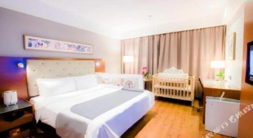 Bed in Yitel Collection Shenyang Imperial Palace Zhongjie Metro Station