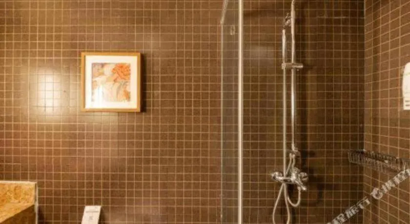 Yitel Collection Shenyang Imperial Palace Zhongjie Metro Station