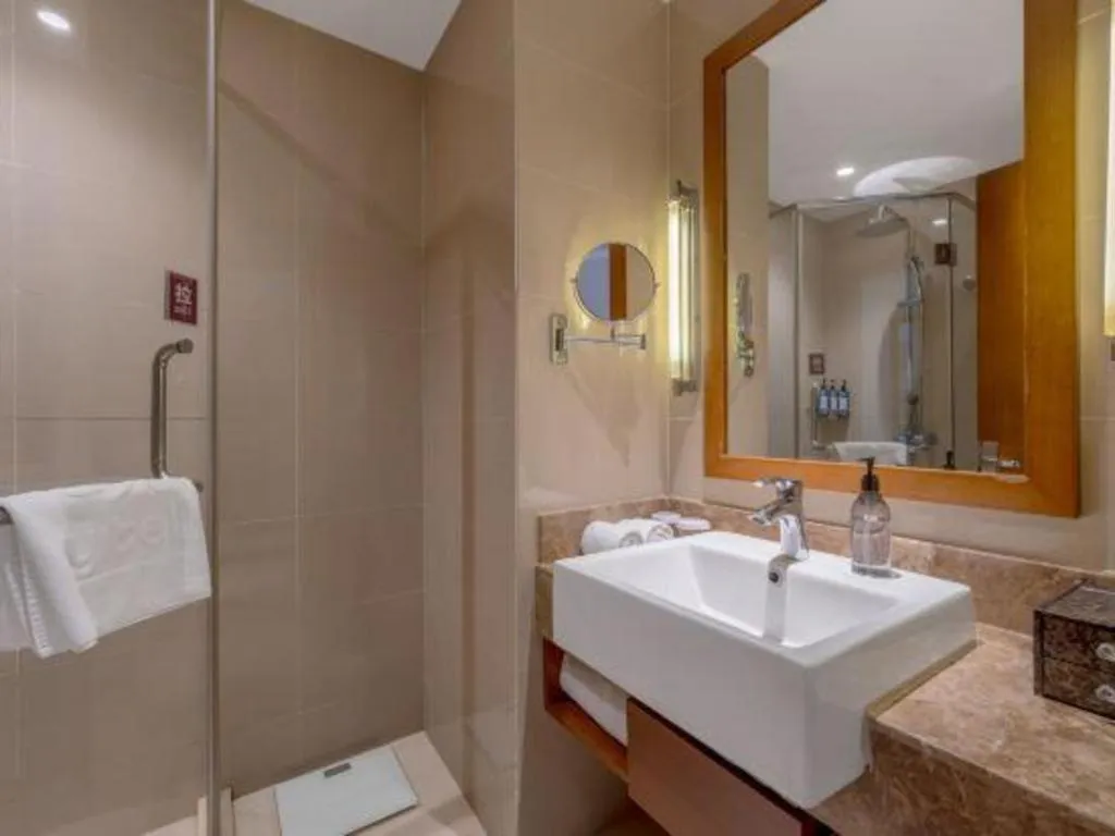 Yitel Collection Shenyang Imperial Palace Zhongjie Metro Station