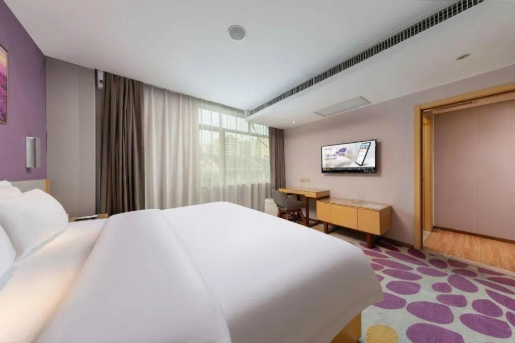 Bed in Lavande Hotel Zhongshan Dayong Rosewood Cultural Expo City