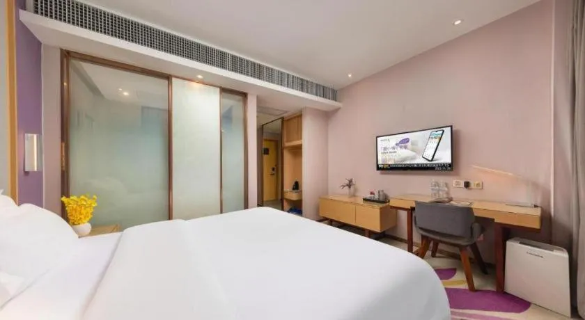 Bed in Lavande Hotel Zhongshan Dayong Rosewood Cultural Expo City