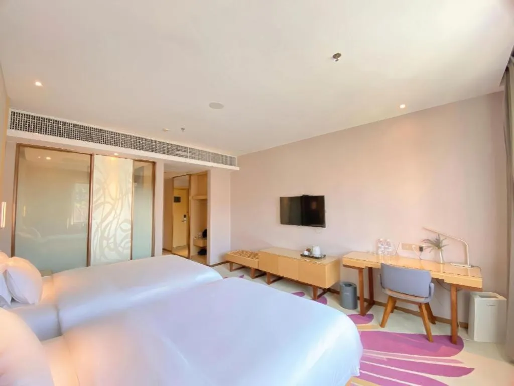 Bed in Lavande Hotel Zhongshan Dayong Rosewood Cultural Expo City