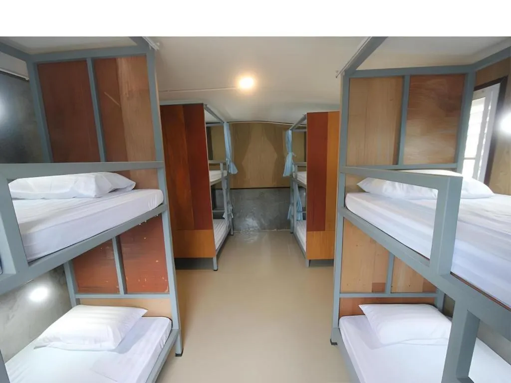 Bed in Chomjan Hostel