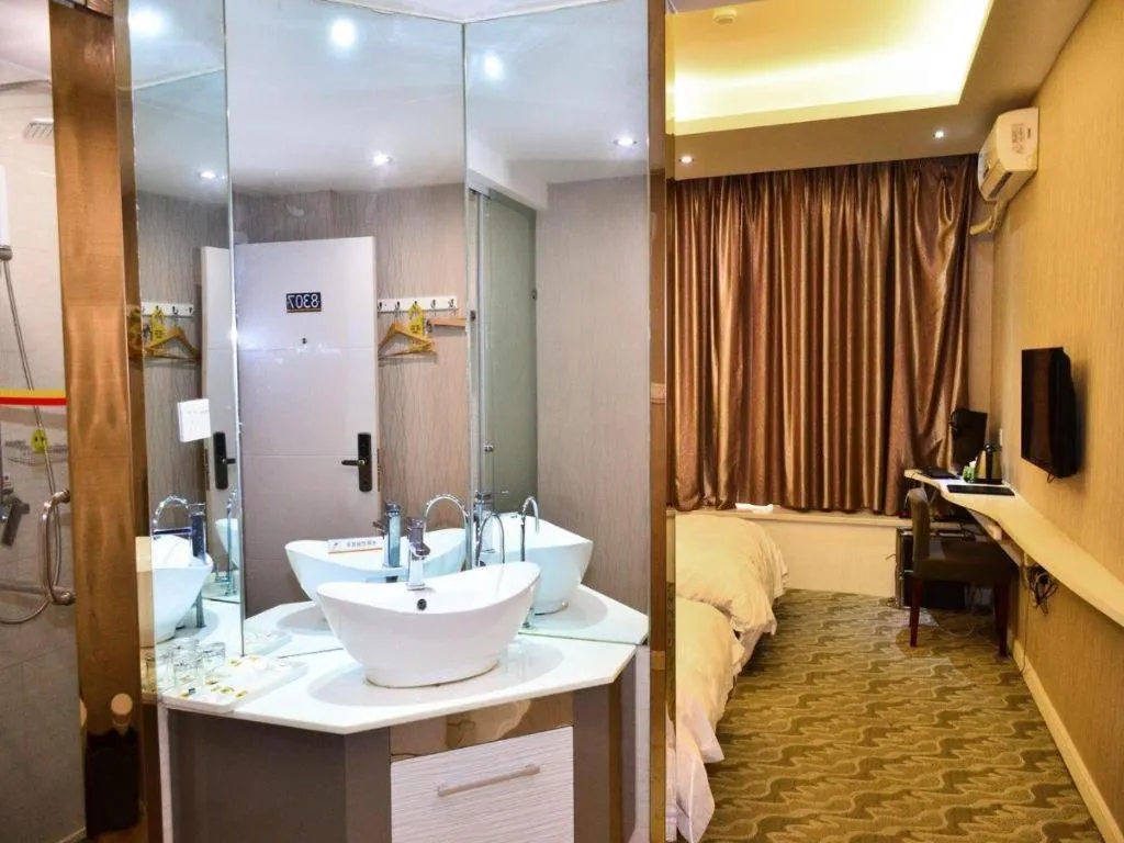 Super 8 Hotel Yiwu Binwang