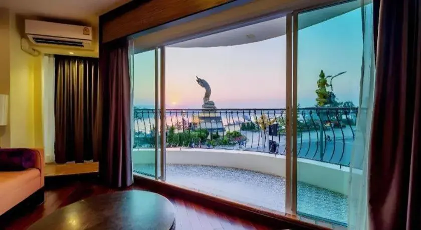 Bed in LANDMARK NAKHONPHANOM HOTEL Bed in LANDMARK NAKHONPHANOM HOTEL