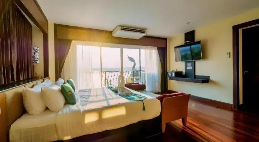 Bed in LANDMARK NAKHONPHANOM HOTEL Bed in LANDMARK NAKHONPHANOM HOTEL