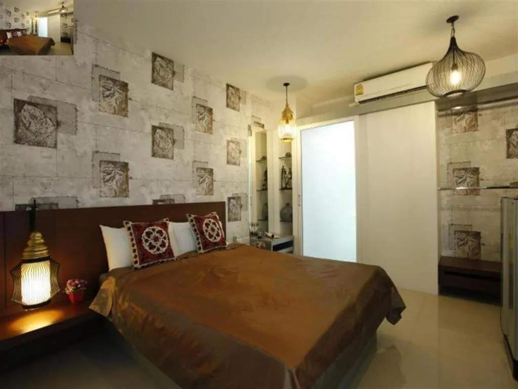 Bed in The Xym Hotel