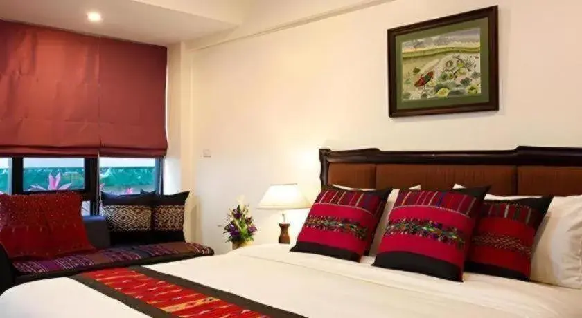 Bed in The Xym Hotel Bed in The Xym Hotel