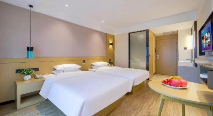 Bed in City Comfort Inn Chongqing Jiangbei Airport T3 Terminal