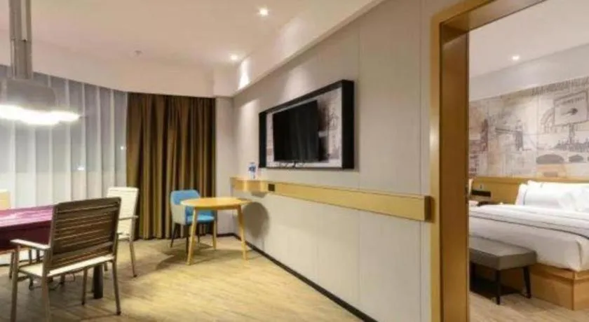 Bed in City Comfort Inn Chongqing Jiangbei Airport T3 Terminal