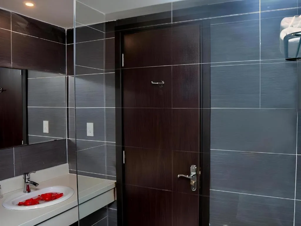 Begonia Nha Trang Hotel