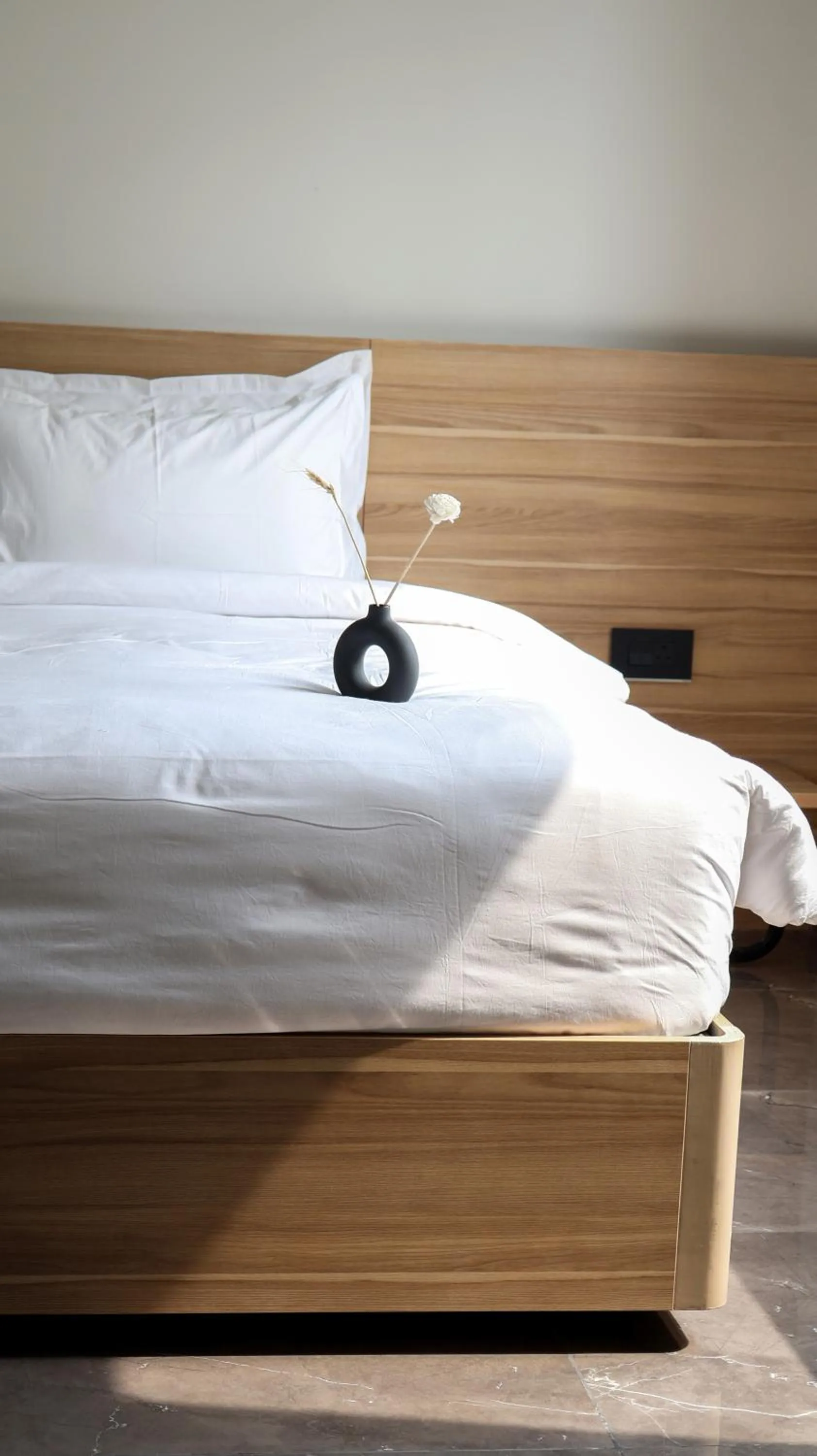 Bedroom, Bed in Akoya Business Hotel Hyderabad Airpot