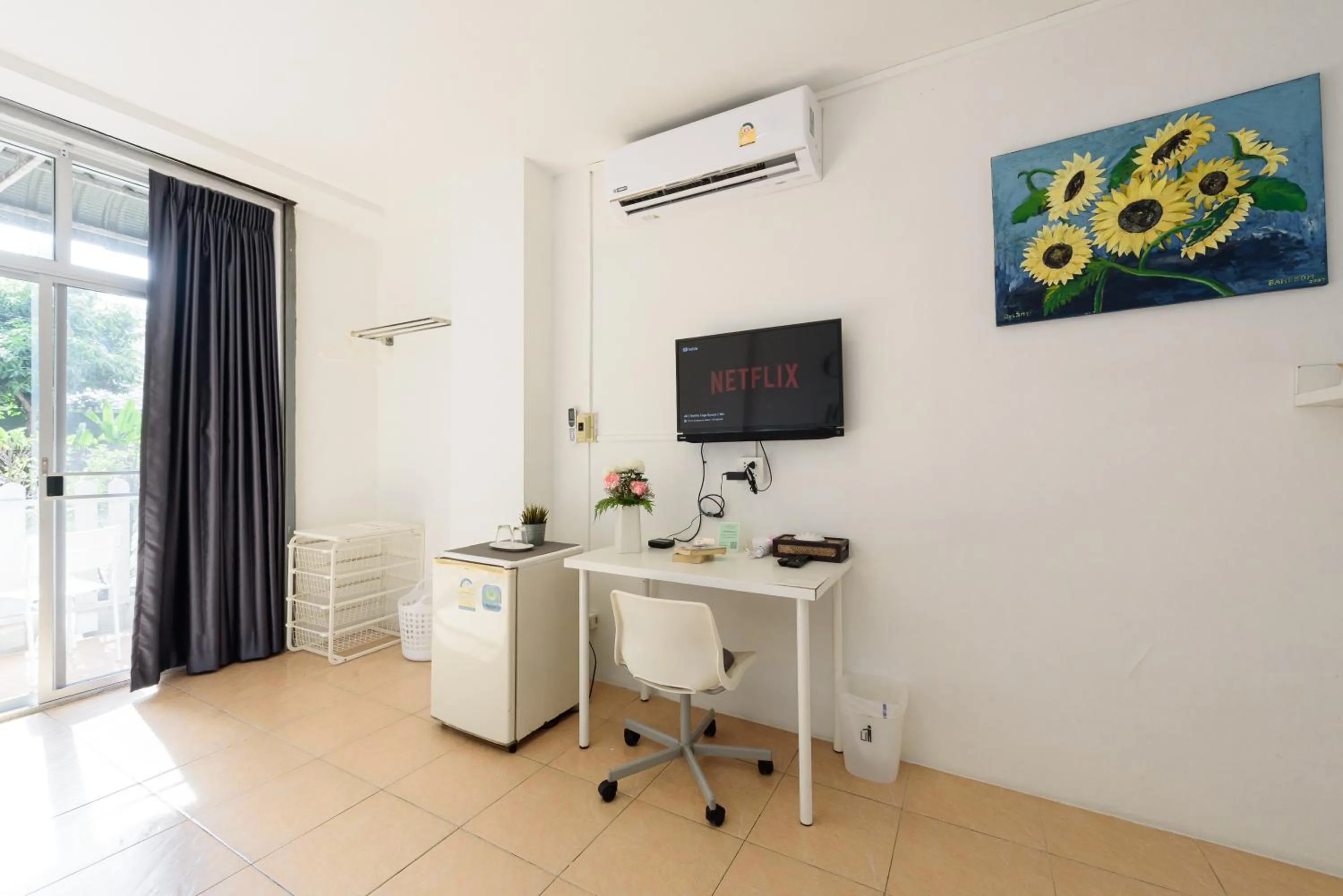 TV and multimedia in Little Home Ao Nang