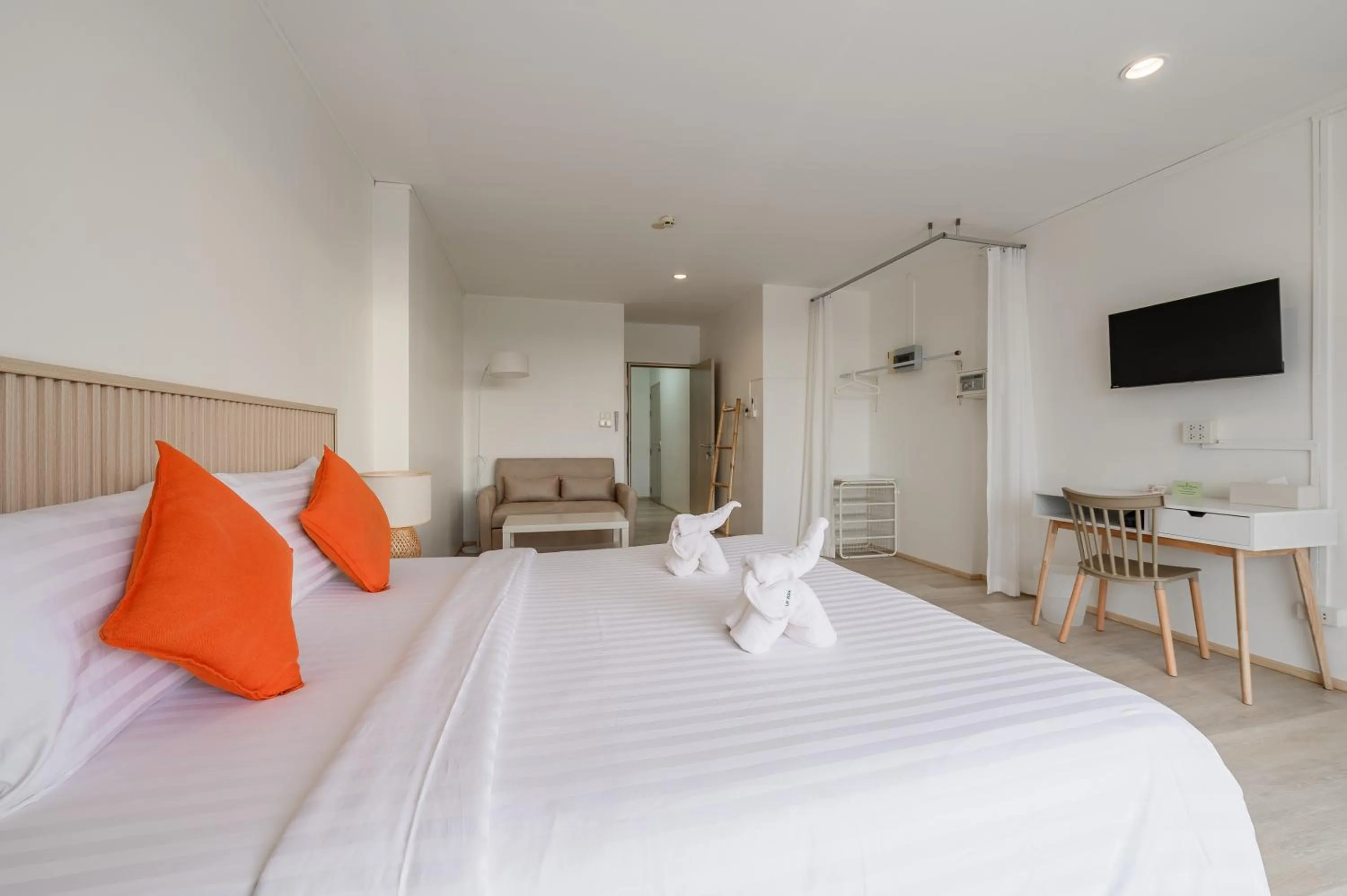 Bed in Little Home Ao Nang