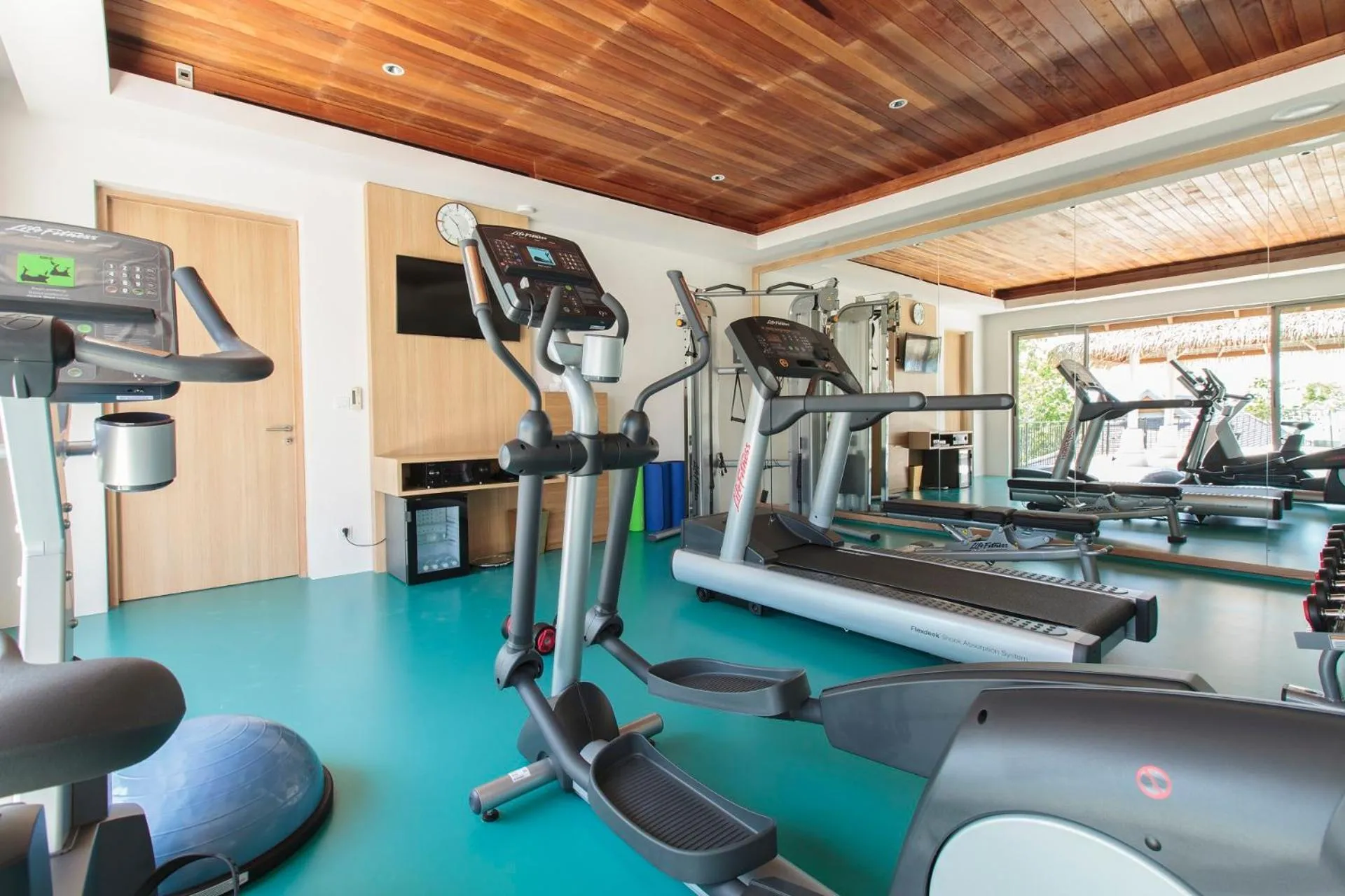 Fitness centre/facilities in Miskawaan Beachfront Villas