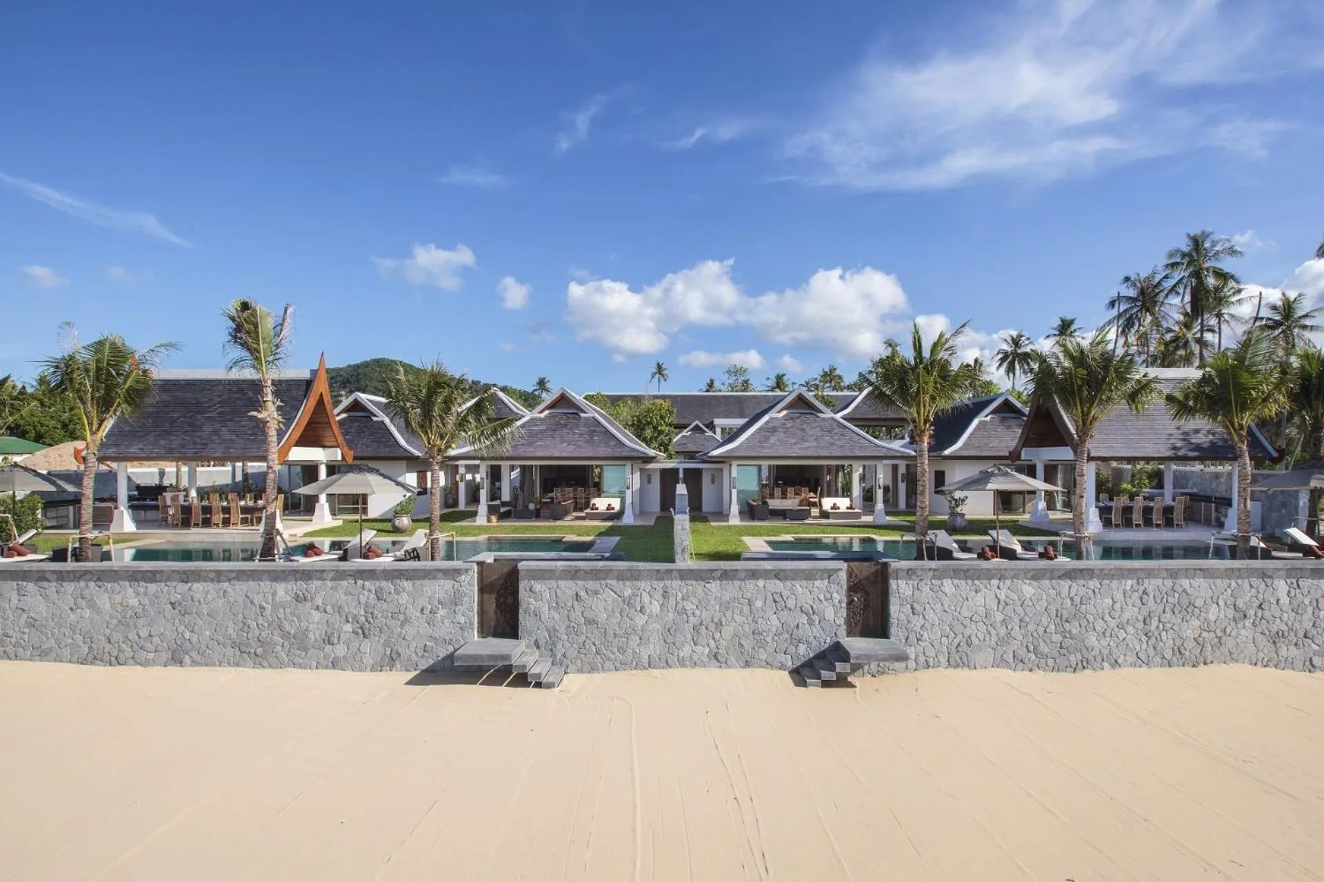 Property building in Miskawaan Beachfront Villas