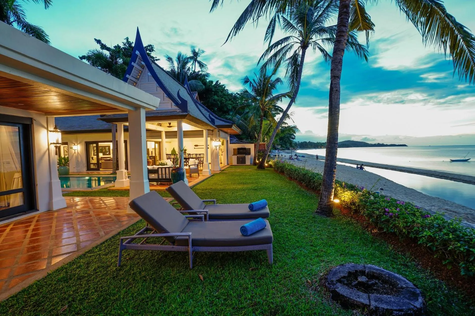 Seating area in Miskawaan Beachfront Villas