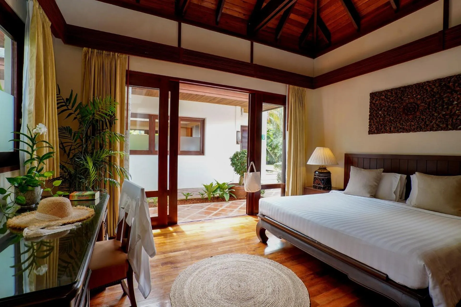 Bedroom, Bed in Miskawaan Beachfront Villas