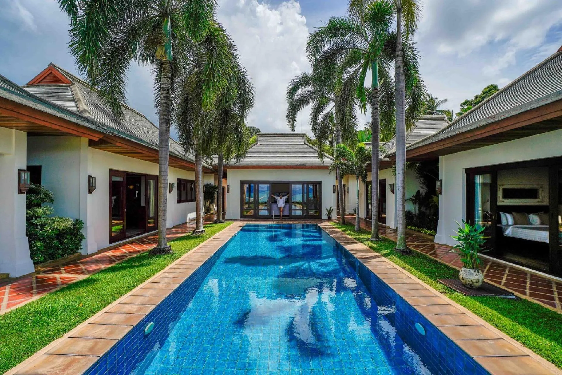 Property building in Miskawaan Beachfront Villas