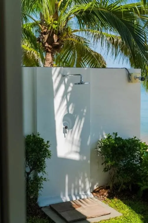 Miskawaan Beachfront Villas