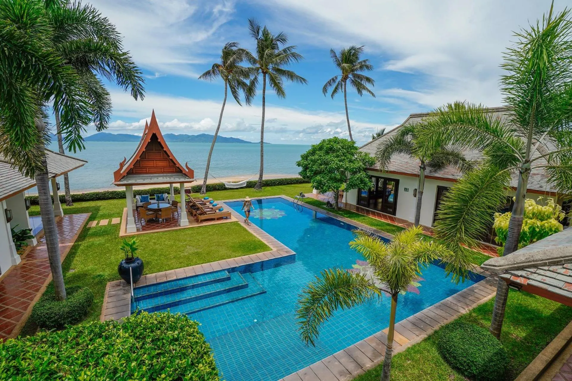 Property building in Miskawaan Beachfront Villas