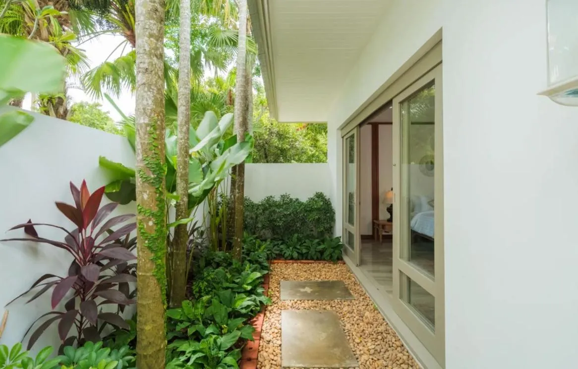 Miskawaan Beachfront Villas